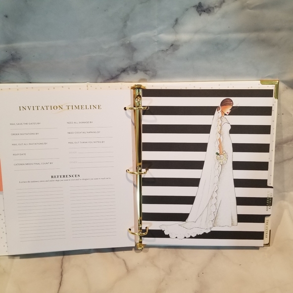 C. R. Gibson Wedding Planner - Picture 6 of 8